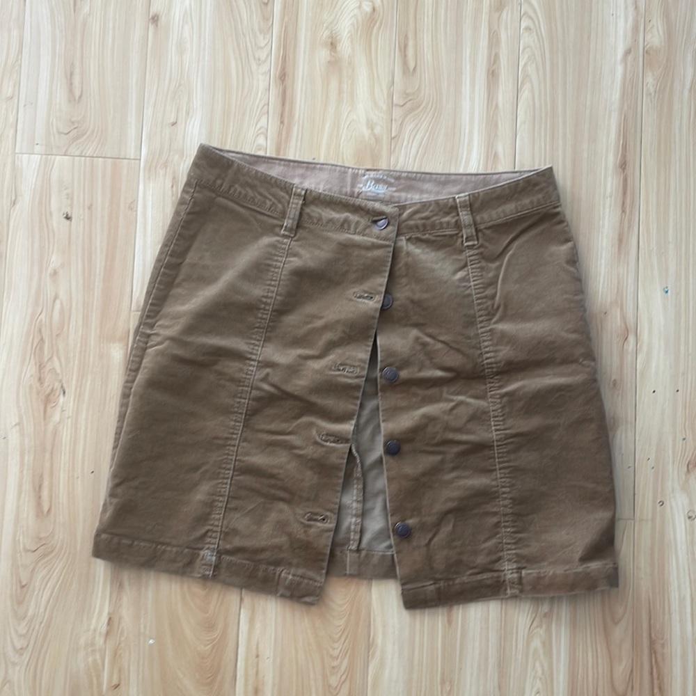 Bass skirt
